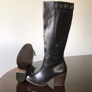 🇺🇸Lucky brand black leather 10M Cuban heel boots